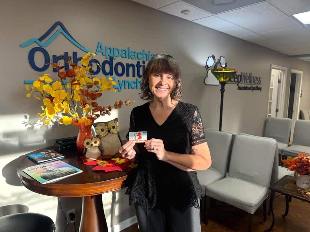 Pumpkin decorating contest winner app ortho Contest winner appalachian orthodontics of lynchburg pumpkin decorating winner team contest