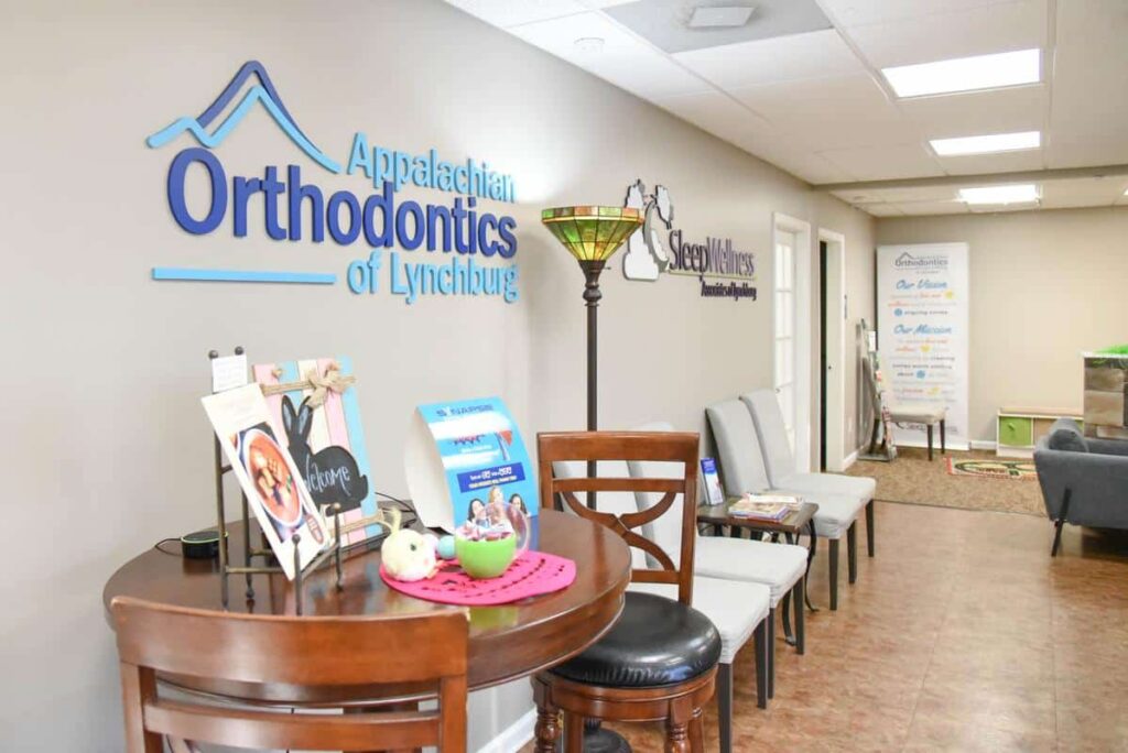 Appalachian-orthodontics-of-lynchburg-waiting-room-comfortable Contact us